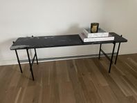 GUBI TS Console Table Marble, sidobord i svart marmor 