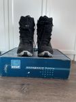 Snowboard boots 