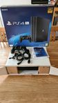 Playstation 4 Pro Svart, 1TB SSD, Nyservad, 2 Kontroller