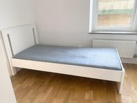 Ikea säng Songesand + Madrass + Ribbotten