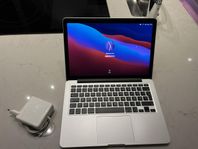 MacBook Pro - i7, 3.0 GHz, 16GB RAM, 500 GB SSD