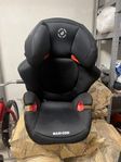 Bilbarnstol framåtvänd med isofix Maxi Cosi