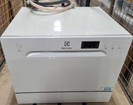 Bänkdiskmaskin Electrolux ESF2400OW, vit.