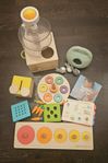 Lovevery play kit "the babbler" 13,14,15 months 