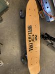 Eldriven skateboard 