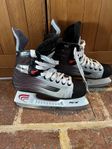 Bauer vapor skridskor storleke 37,5