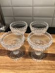 4 små Iittala Marimekkoskålar 