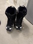 snowboard boots - strl 45- sitter som 44