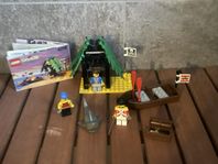 Lego 6258  Smuggler's Shanty