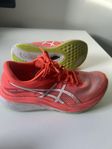 Asics Magic Speed 3 löparsko