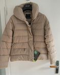 Didriksons kort jacka. Beige. 36