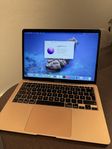 Gold MacBook Air Retina, 13 tum 2020 8 GB RAM och 512 GB SSD