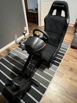 playseat med thrustmaster t300 och en th8a växelspak