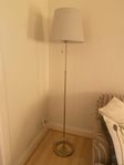 Golvlampa NYFORS Ikea