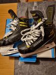 Hockeyskridskor Bauer supreme elite jr stl. 3 EE(36)