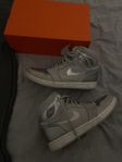 Nike Air Jordan 1 Retro High CO Japan Neutral Grey