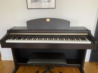 Yamaha Clavinova CLP-930 Digital Piano