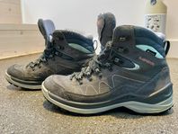 Kängor, Lowa Toro Pro GoreTex Mid