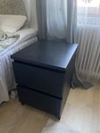 MALM sängbord/byrå Ikea