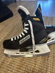 Bauer skridskor strl 7,5 ( 42 )