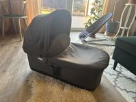 Thule Urban Glide bassinet