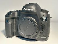 Canon EOS 5D Mark III body