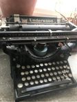 Skrivmaskin UNDERWOOD 