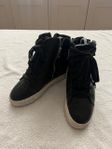 Steve Madden - Sneakers med kilklack