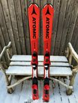 Atomic Redster J4 Junior 120cm med Atomic L7 bindning