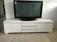 IKEA tv-bänk + hyllor