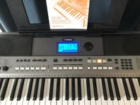 Yamaha PSR-E443 keyboard i nyskick