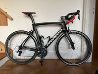 Beskrivning Pinarello Dogma F8 kolfiber, storlek 56 