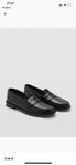 Svarta loafers 