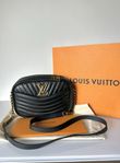 Louis Vuitton väska New Wave Camera Bag julklapp 