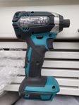 Makita DTD153 18V Slagskruvdragare