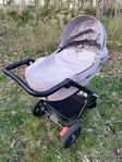 Stort paket Stokke Trailz barnvagn, babyskydd, bilbarnstol