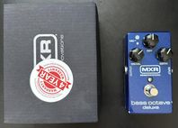 MXR M288 bass octave deluxe pedal