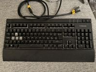 Corsair Strafe RGB tangentbord (mekanisk)