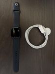 Apple Watch Series 7 GPS - 41mm Aluminum & Ceramic Case