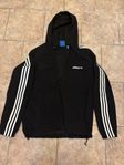 Svarta Adidas jackor M & L