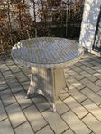 Matbord (Brafab) konstrotting med glasskiva diameter 80 cm