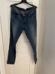 Levis jeans dam skinny W31 L30