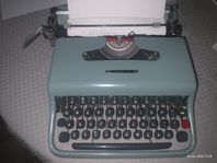 Skrivmaskin Olivetti Lettera 22 