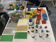 Lego duplo set byggplattor gubbar klossar fordon polis brand