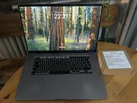 MacBook Pro 2019 15” -16GB RAM, Touchbar -i gott skick