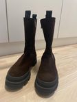 Canada Snow Chelsea boots