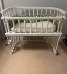 Bedside crib 