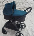 Barnvagn Baby Jogger City Premier med ligg- och sittdel.