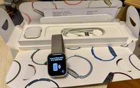 Apple Watch 7 45 mm stjärnglans