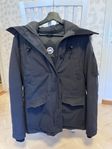 Canada Goose jacka, mörkblå, stl M